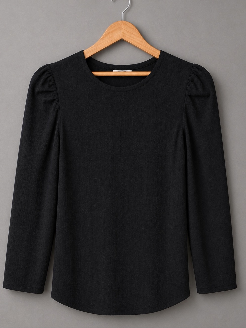 Chico’s Women’s Size 2 / US Large Black Textured Puff Sleeve Blouse Stretch Top